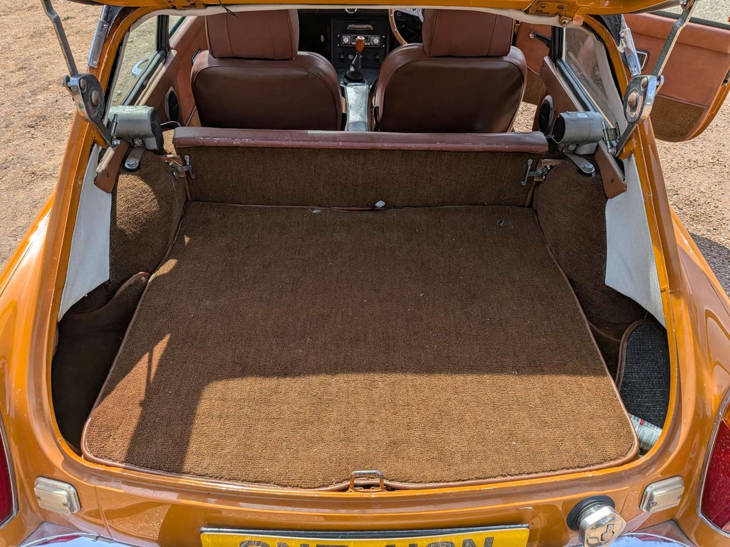 <p>1974 MG B GT V8</p>