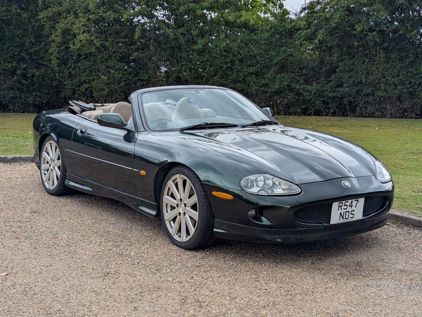 <p>1997 JAGUAR XK8 CONVERTIBLE AUTO</p>