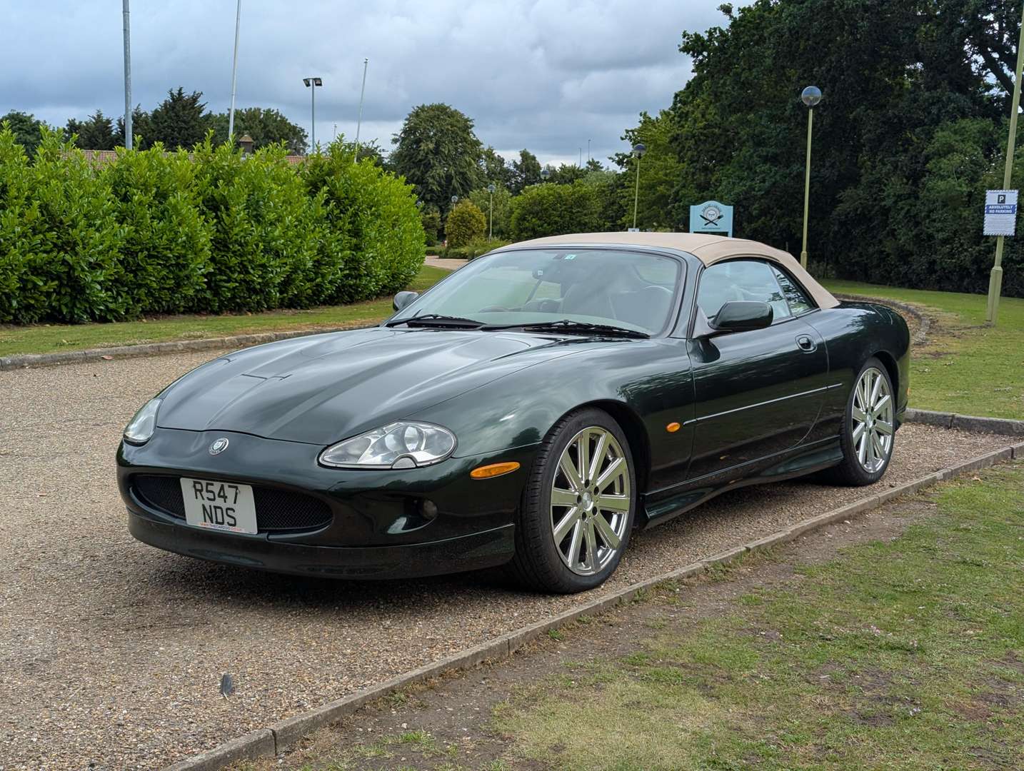 <p>1997 JAGUAR XK8 CONVERTIBLE AUTO</p>