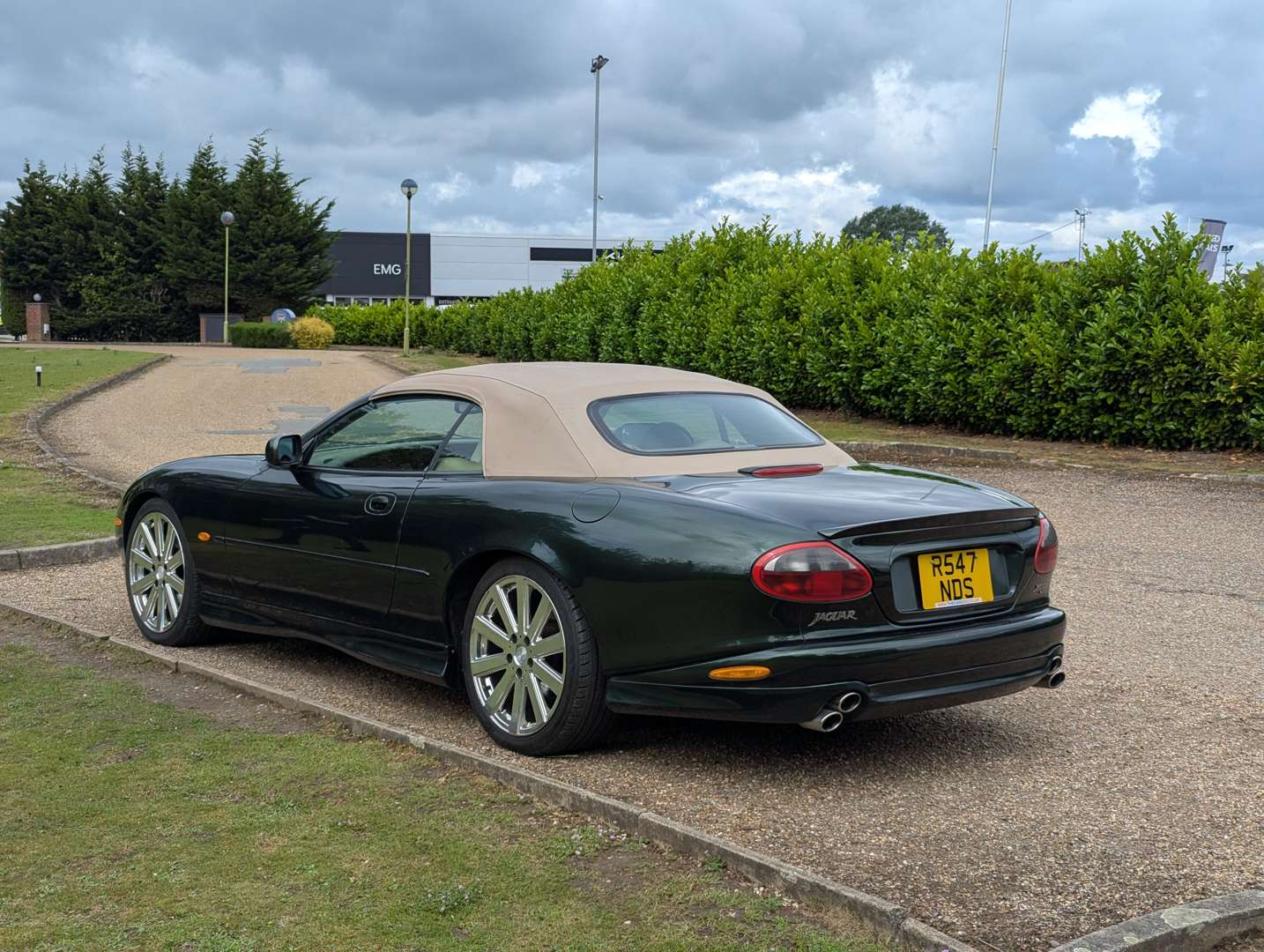 <p>1997 JAGUAR XK8 CONVERTIBLE AUTO</p>