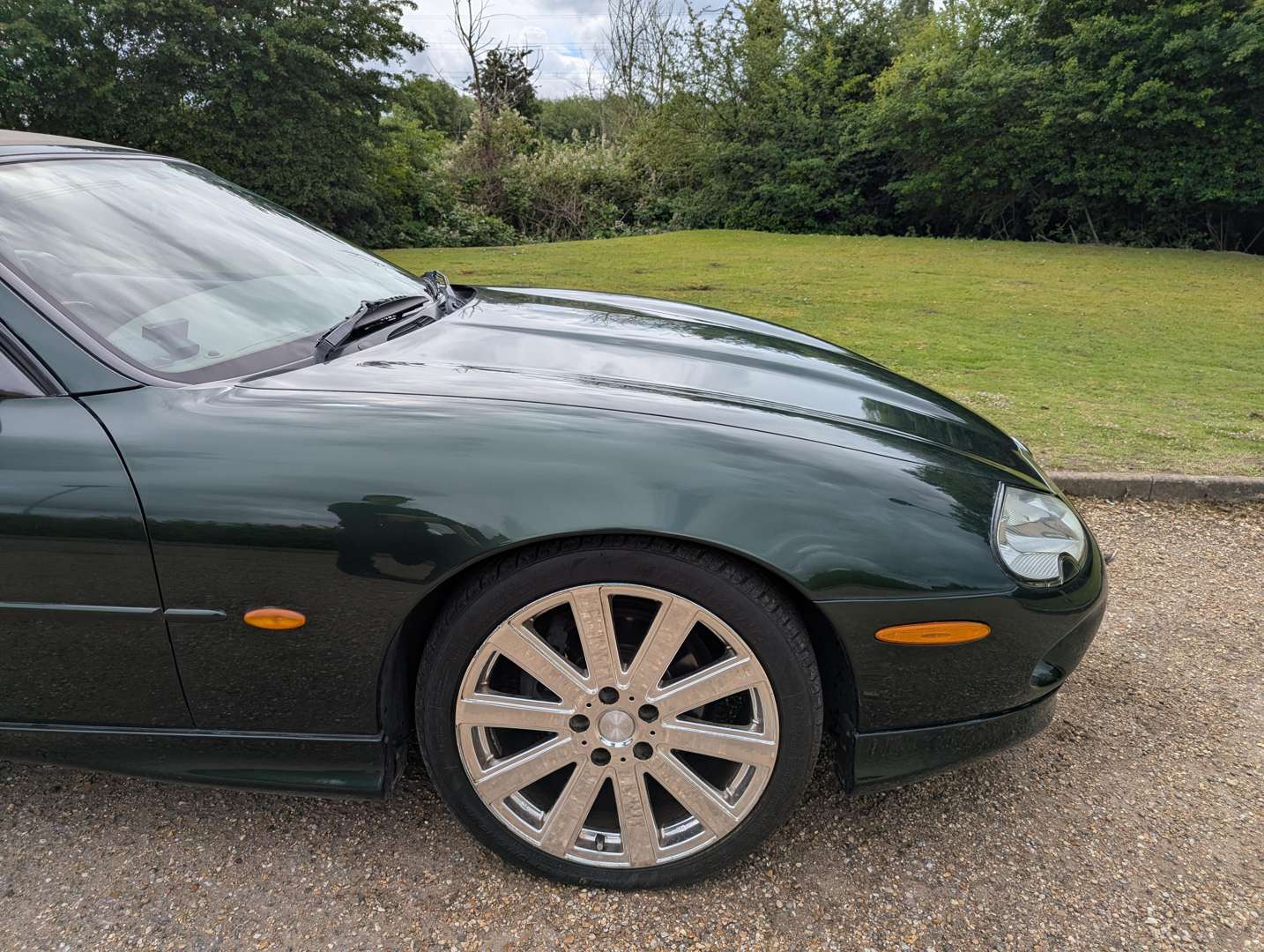 <p>1997 JAGUAR XK8 CONVERTIBLE AUTO</p>
