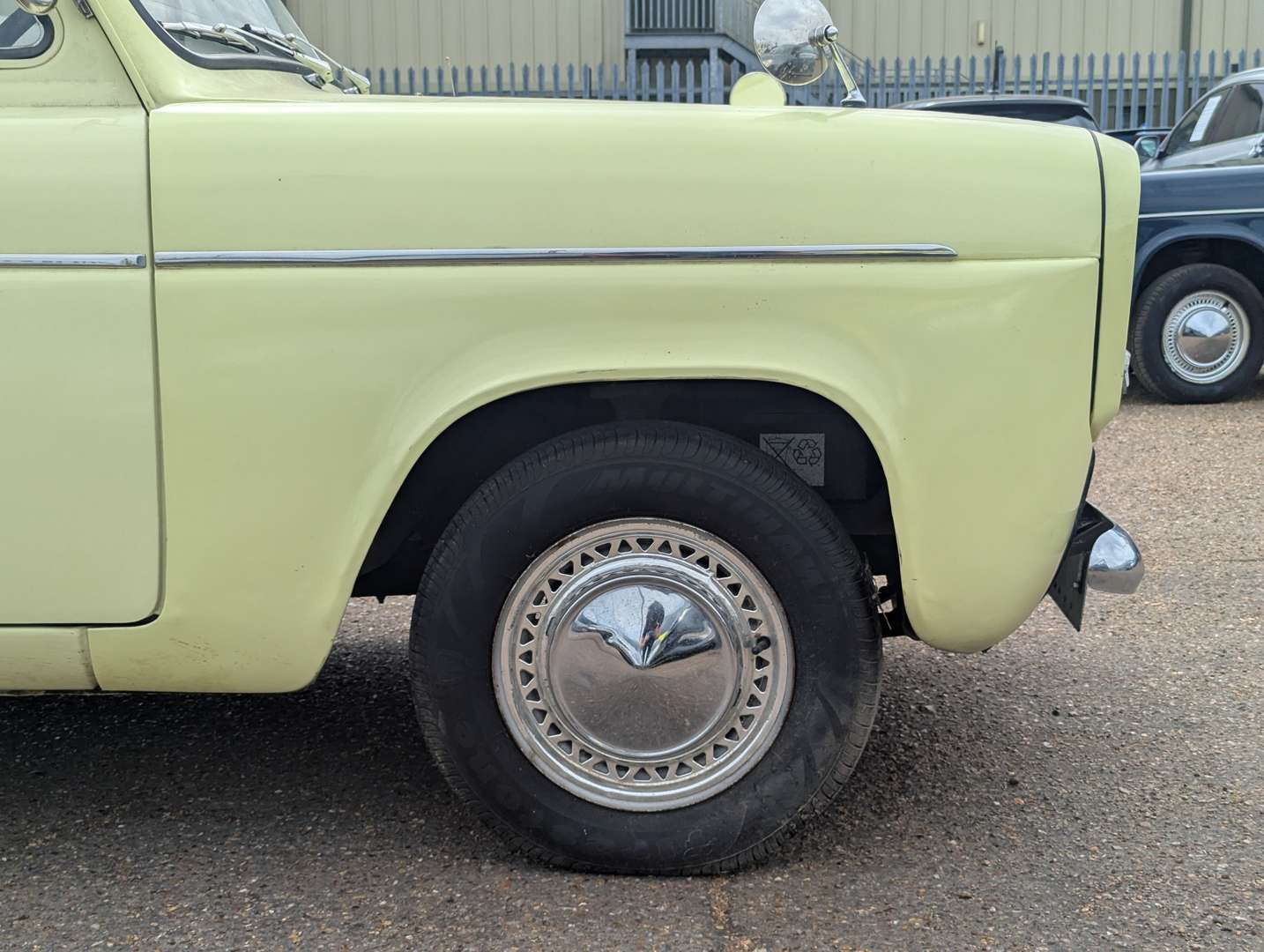 <p>1960 FORD 100E POPULAR</p>