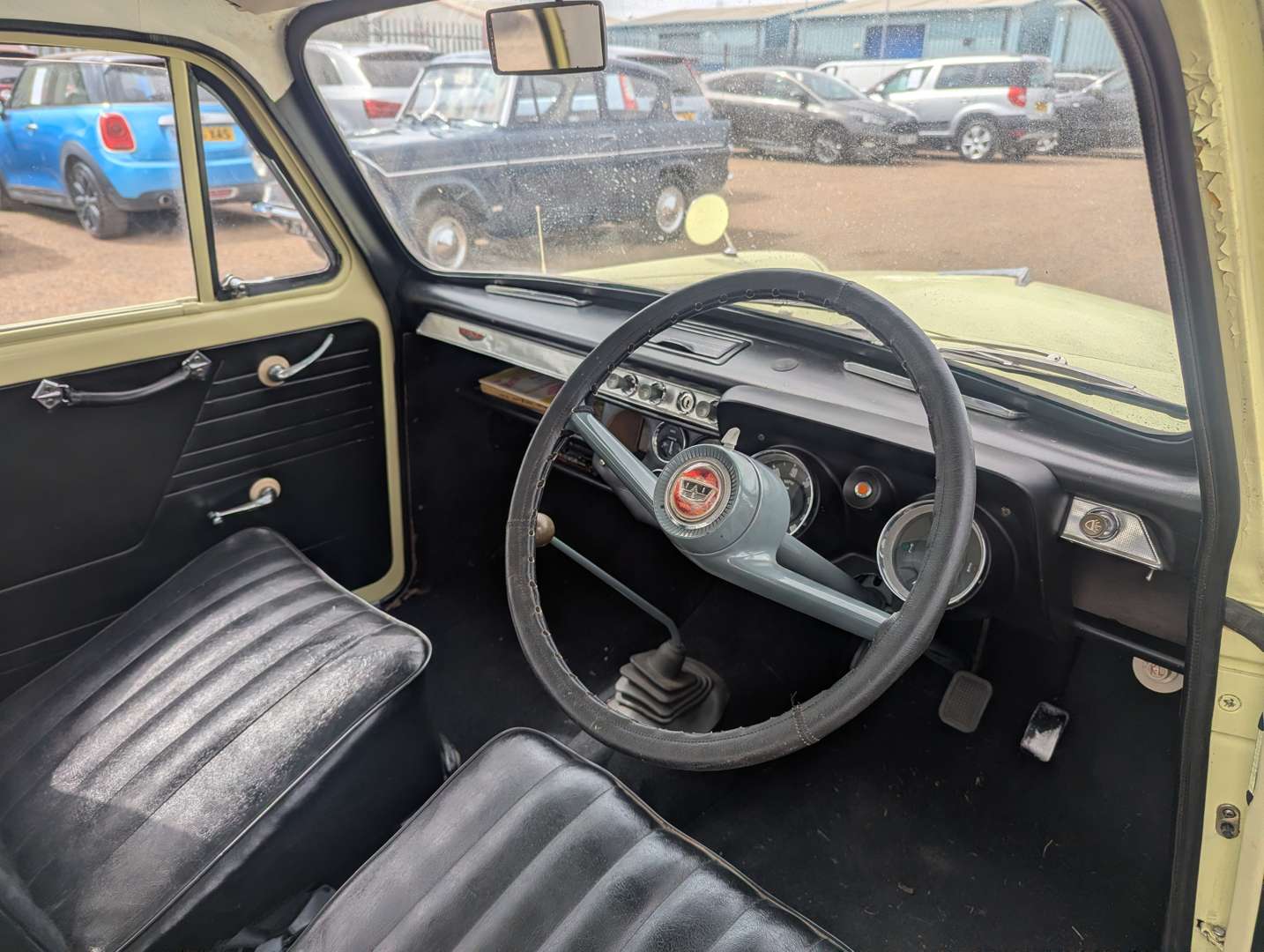<p>1960 FORD 100E POPULAR</p>