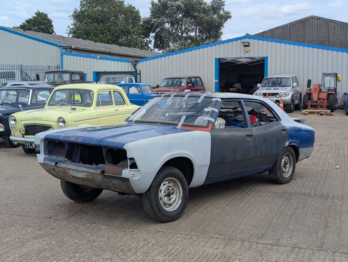 <p>1976 FORD CORTINA 2000 XL</p>