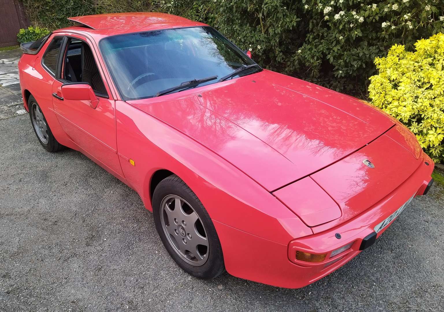 <p>1988 PORCSHE 944 S</p>