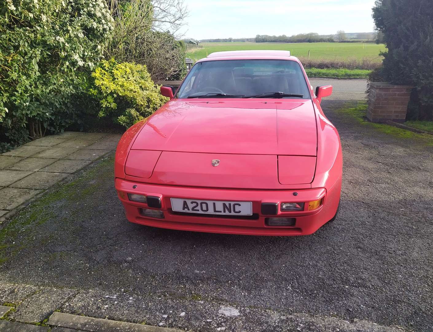 <p>1988 PORCSHE 944 S</p>