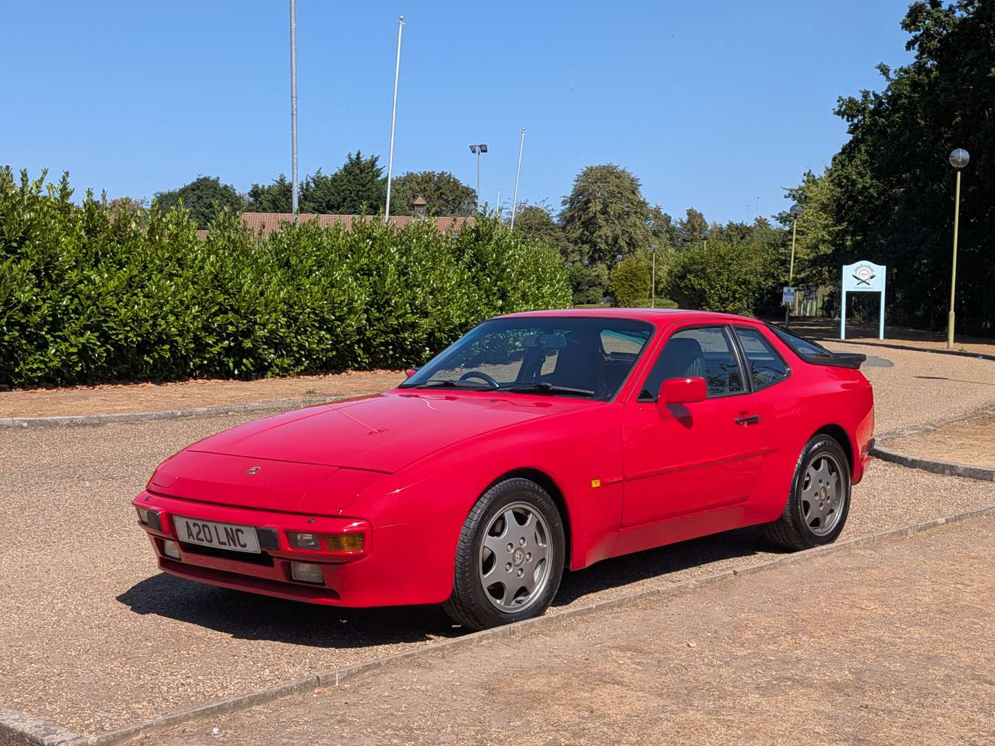 <p>1988 PORSCHE 944 S</p>