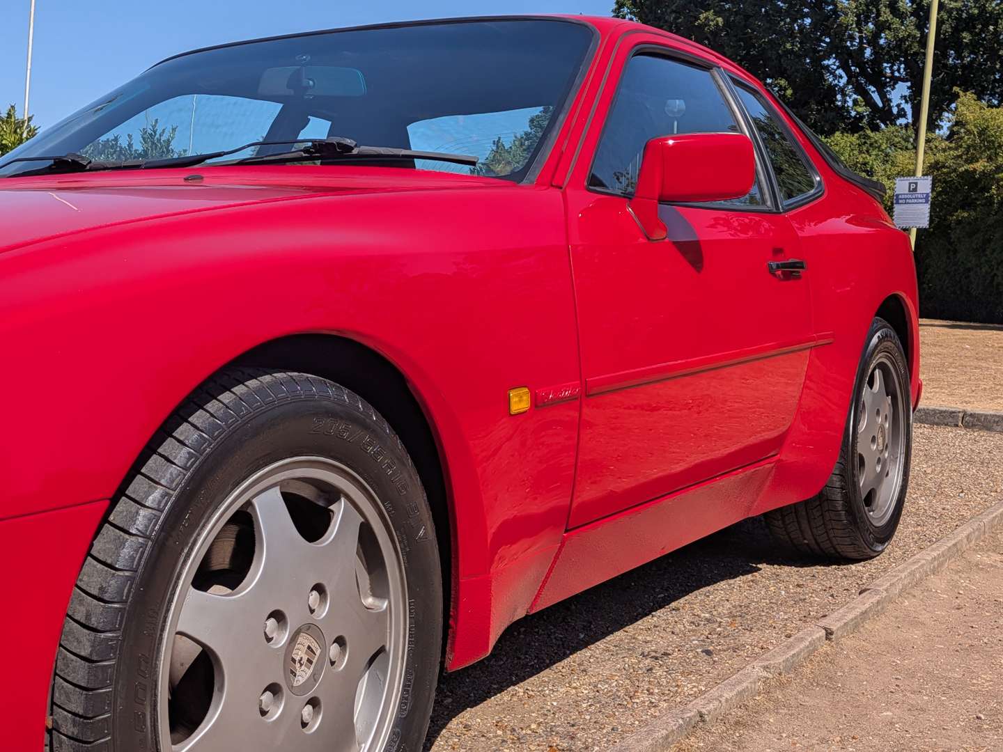 <p>1988 PORSCHE 944 S</p>