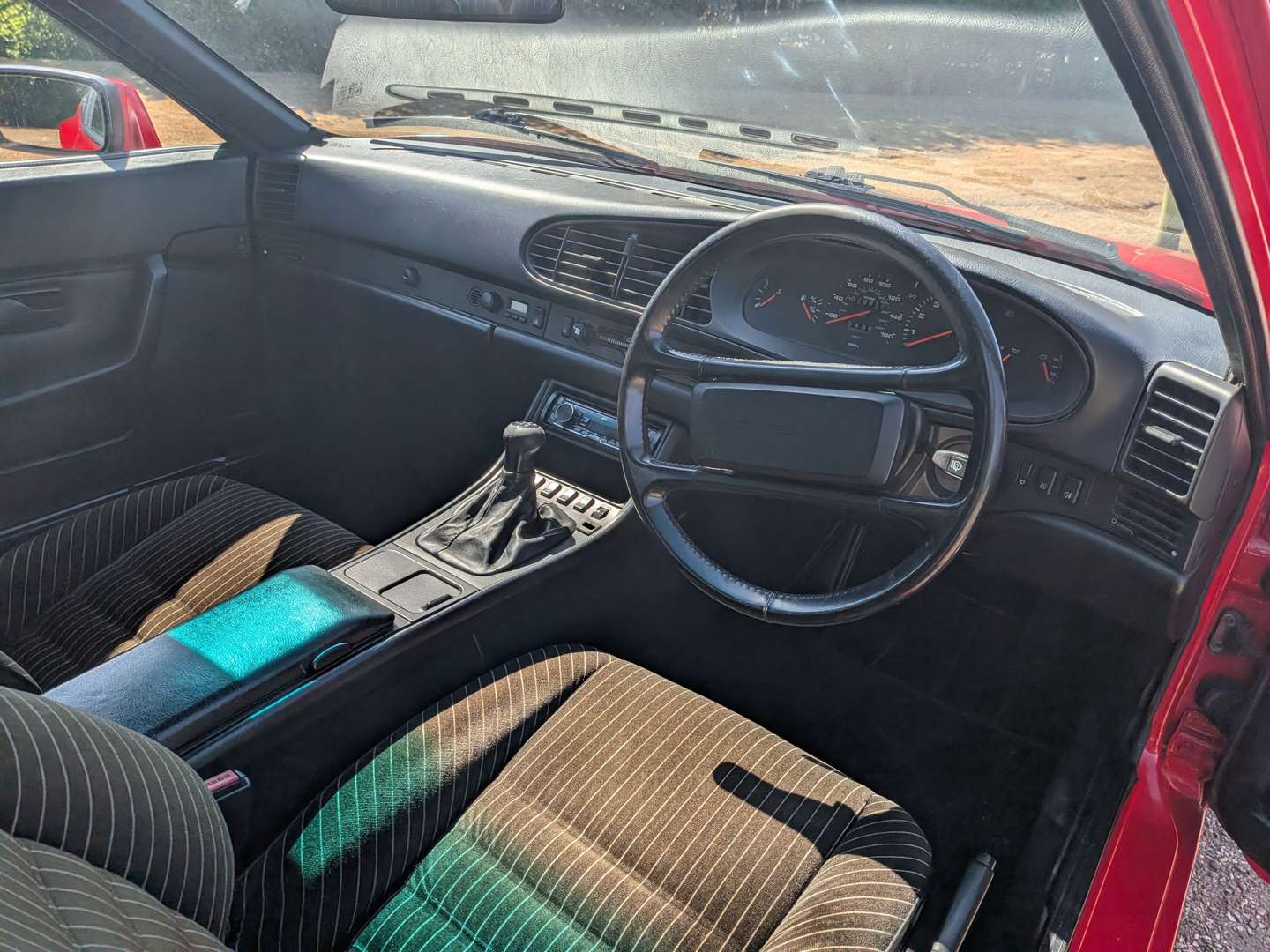 <p>1988 PORSCHE 944 S</p>