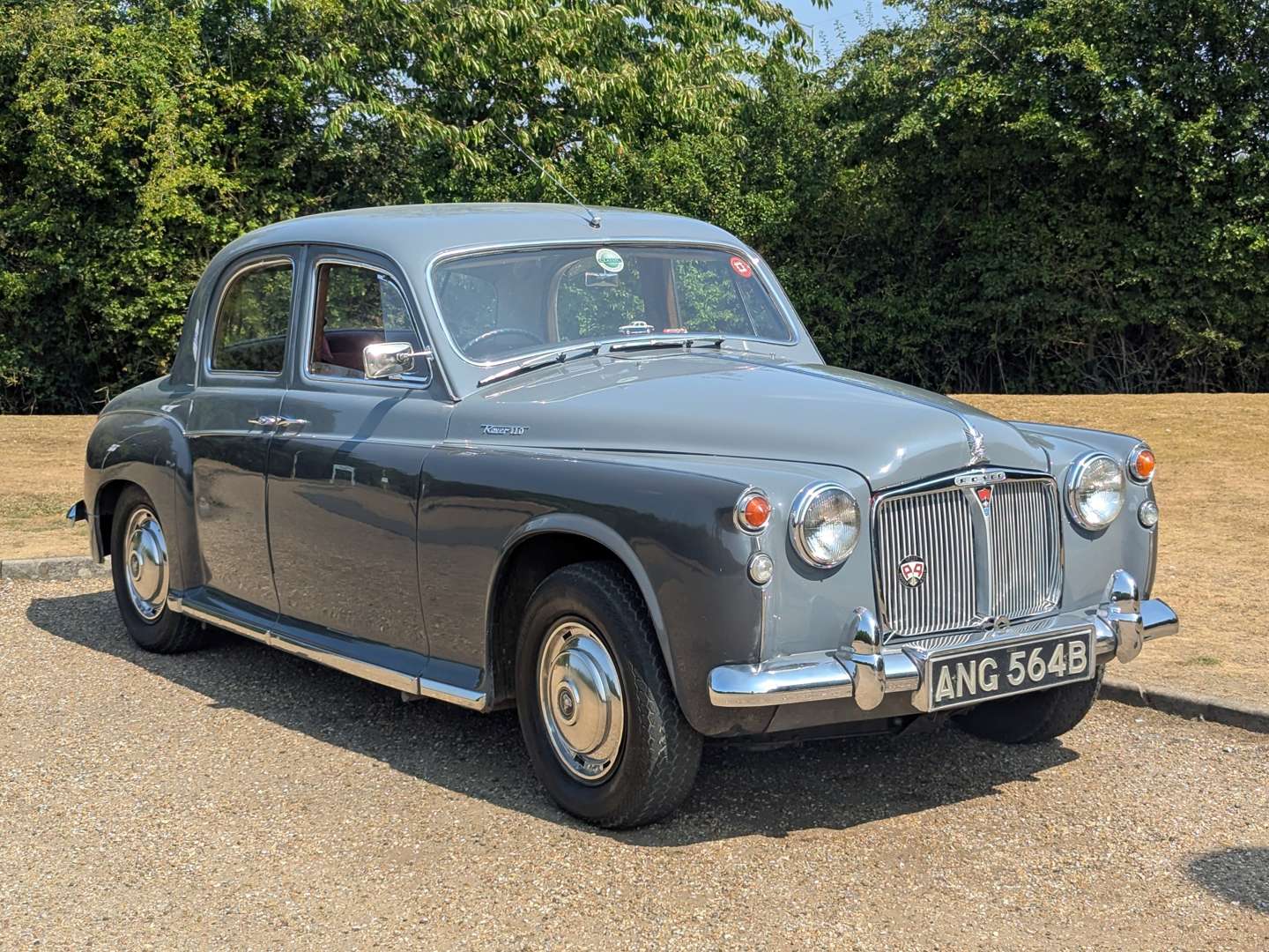 <p>1964 ROVER P4 110</p>