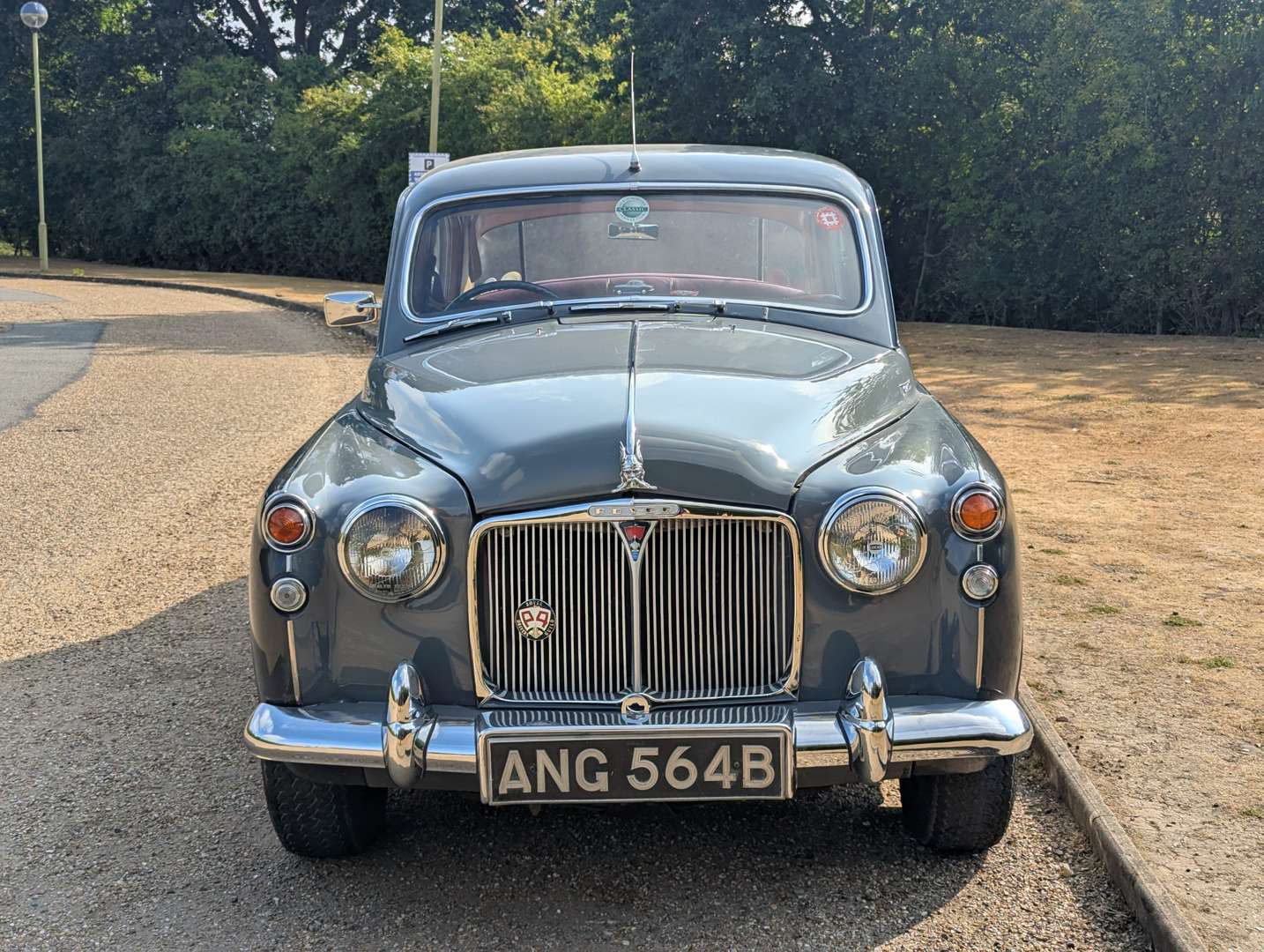 <p>1964 ROVER P4 110</p>