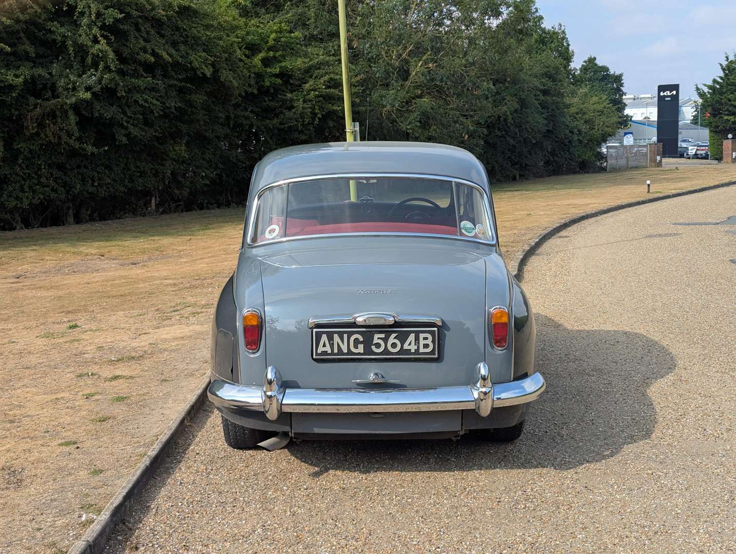 <p>1964 ROVER P4 110</p>
