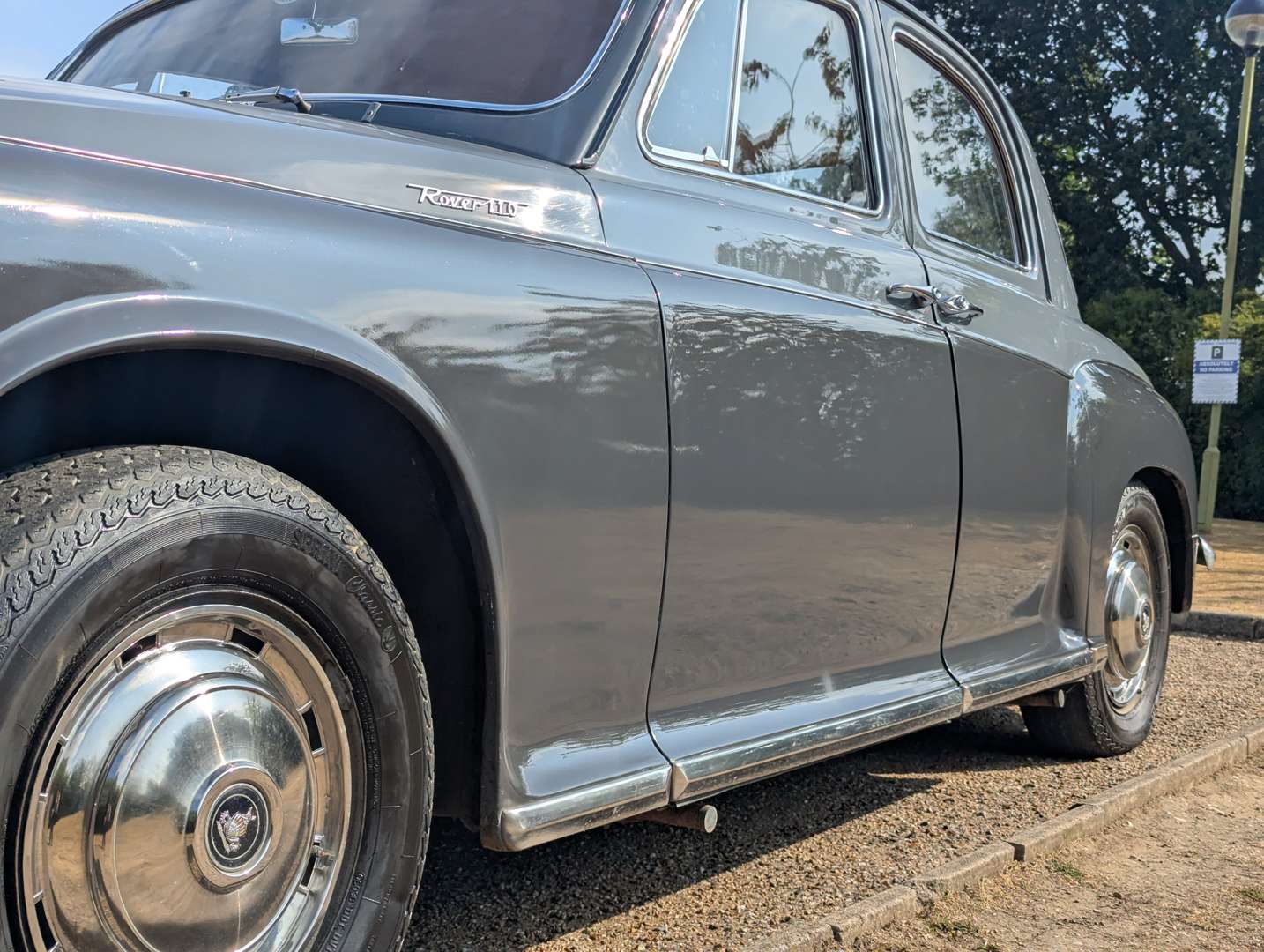 <p>1964 ROVER P4 110</p>