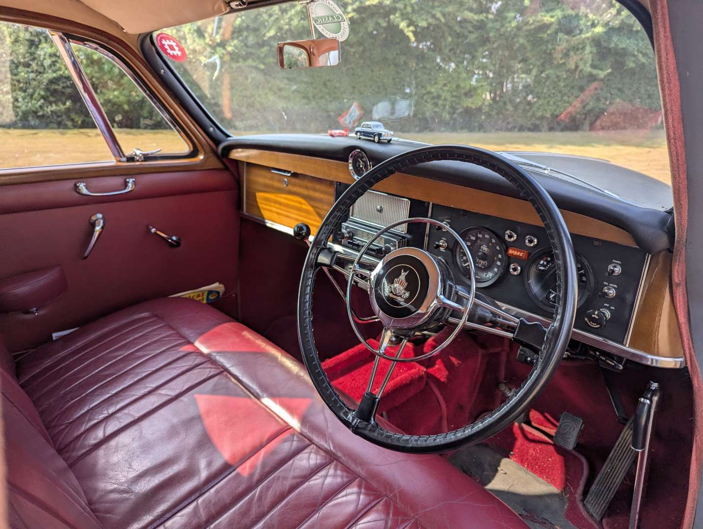 <p>1964 ROVER P4 110</p>