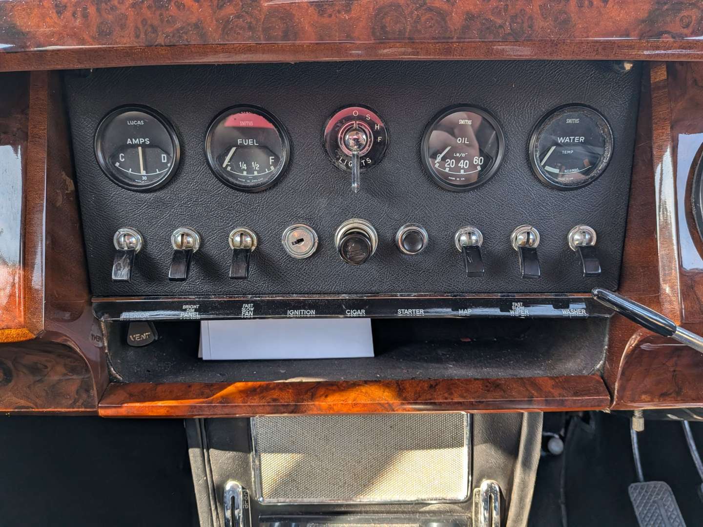 <p>1968 JAGUAR 240</p>