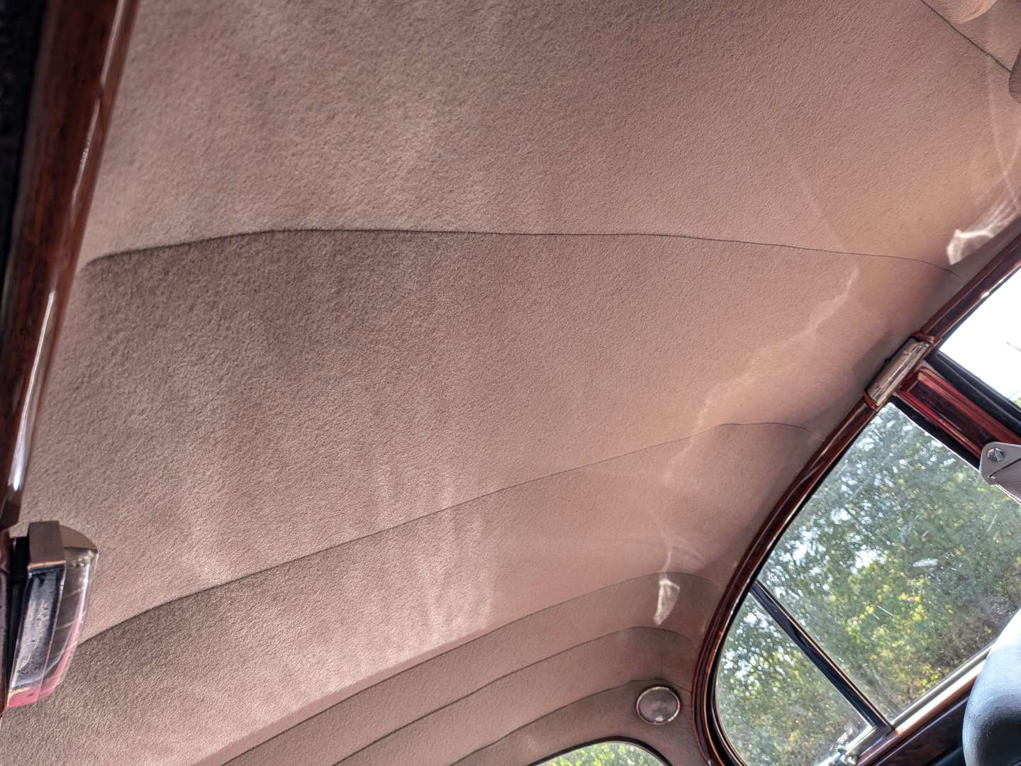 <p>1968 JAGUAR 240</p>