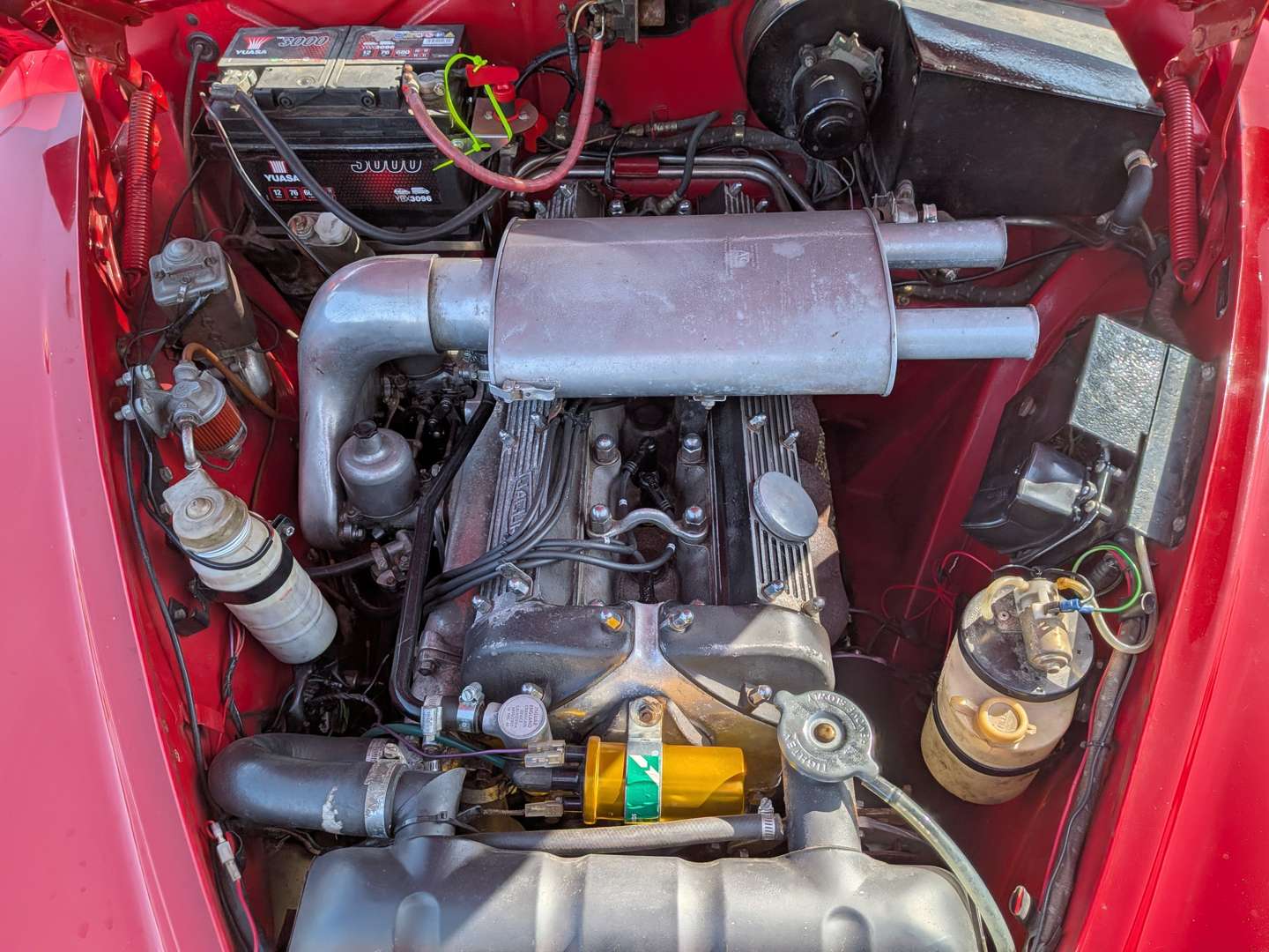 <p>1968 JAGUAR 240</p>