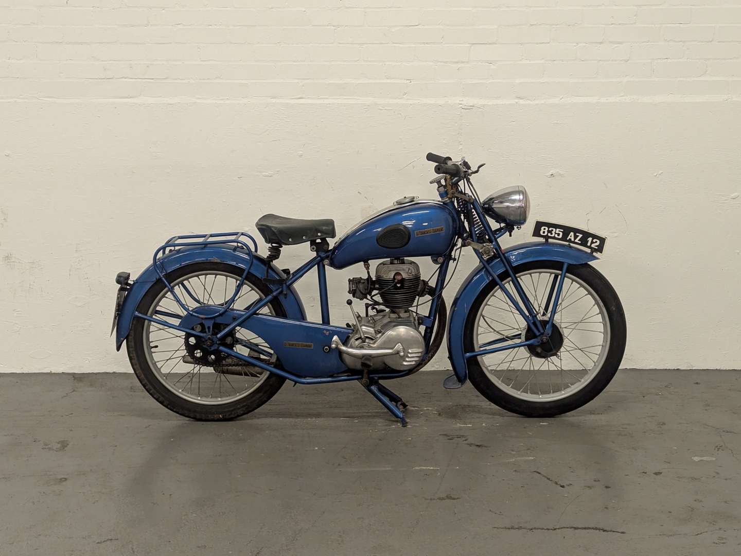 <p>1952 LA FRANCAISE DIAMANT 125CC</p>