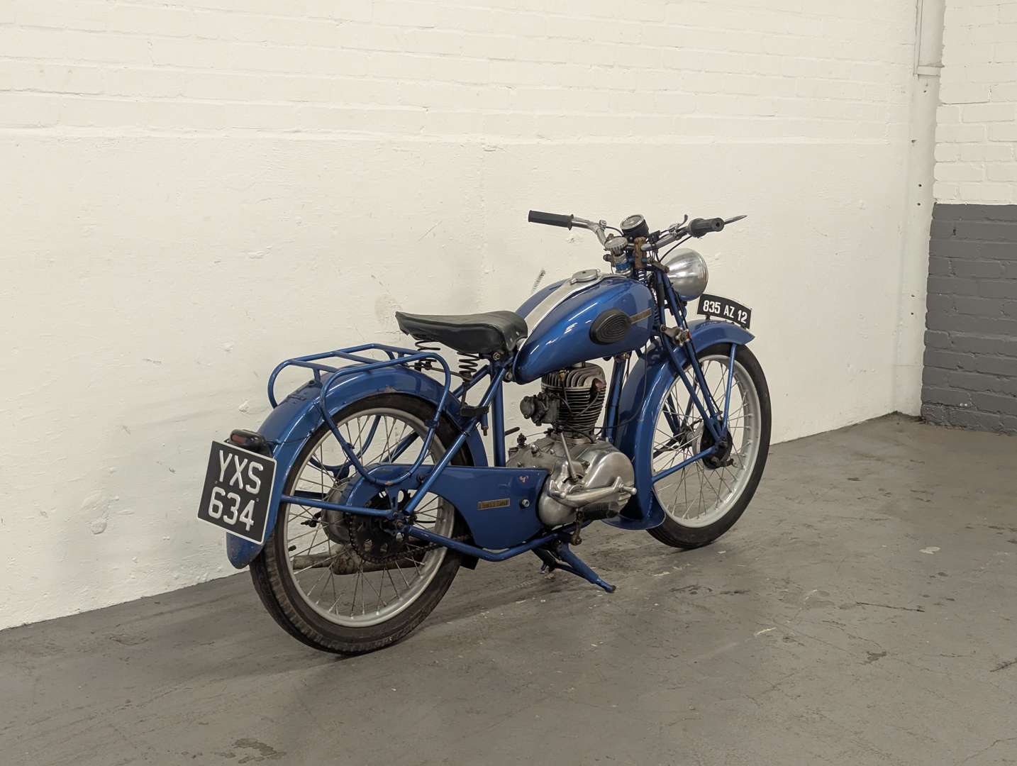 <p>1952 LA FRANCAISE DIAMANT 125CC</p>