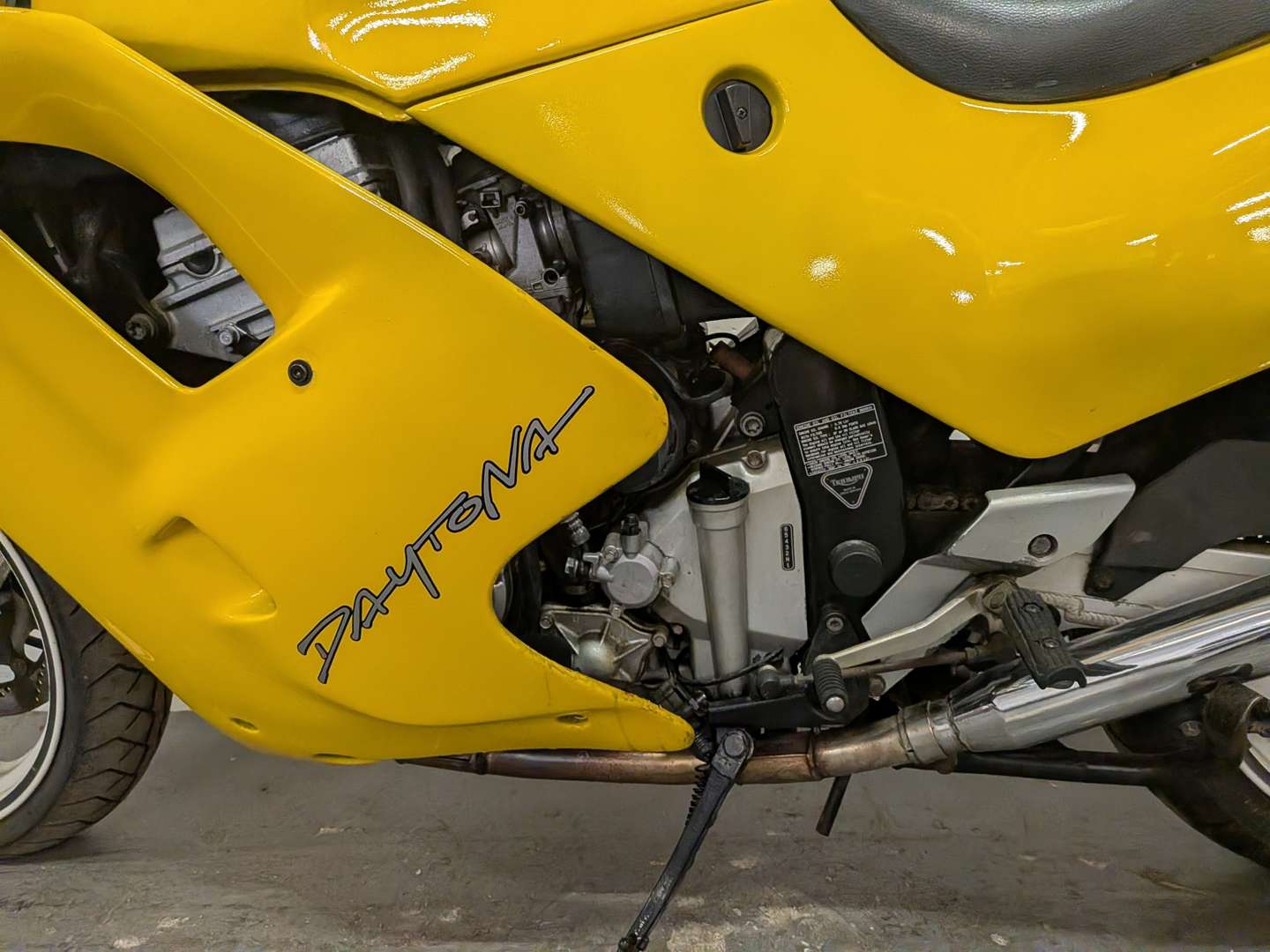 <p>1991 TRIUMPH DAYTONA</p>
