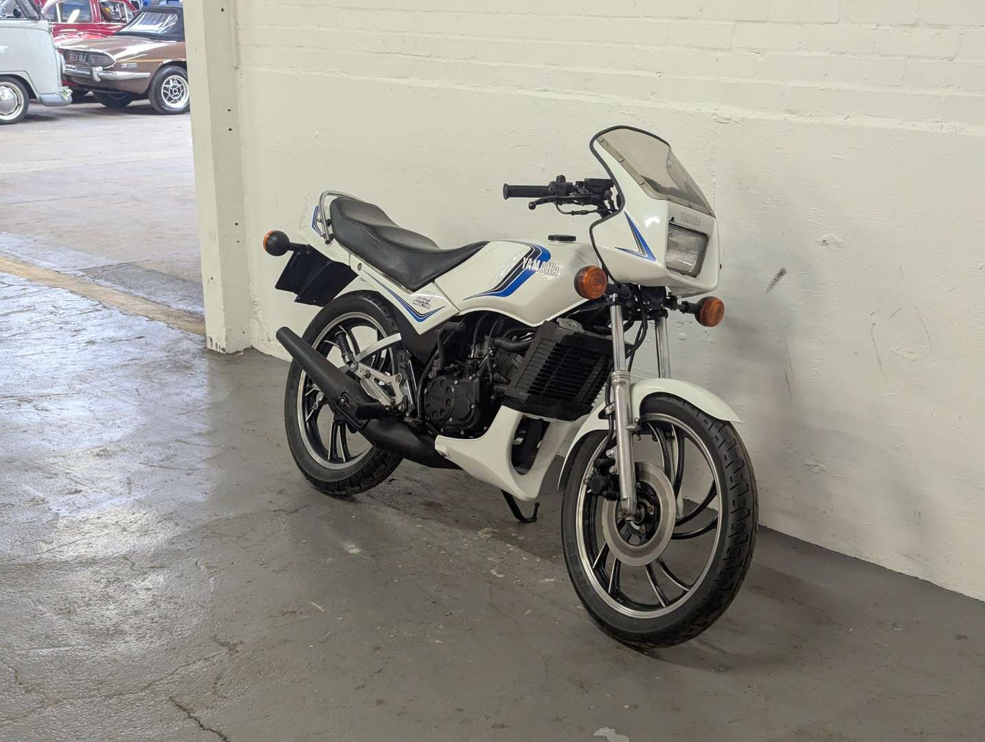 <p>1983 YAMAHA RD125 LC</p>