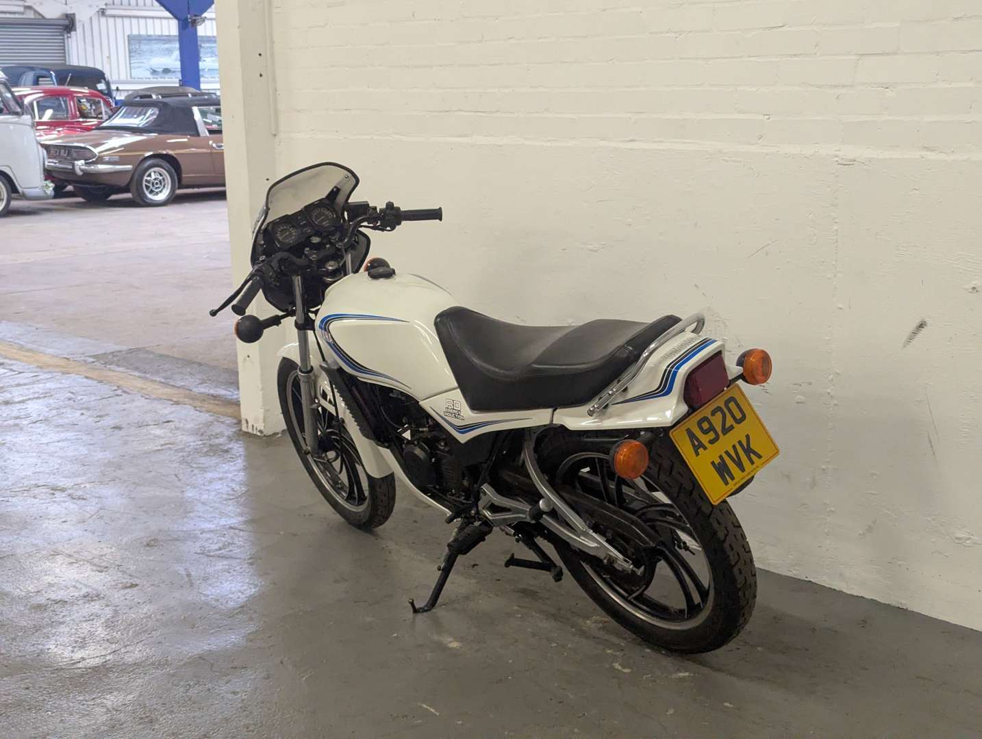 <p>1983 YAMAHA RD125 LC</p>