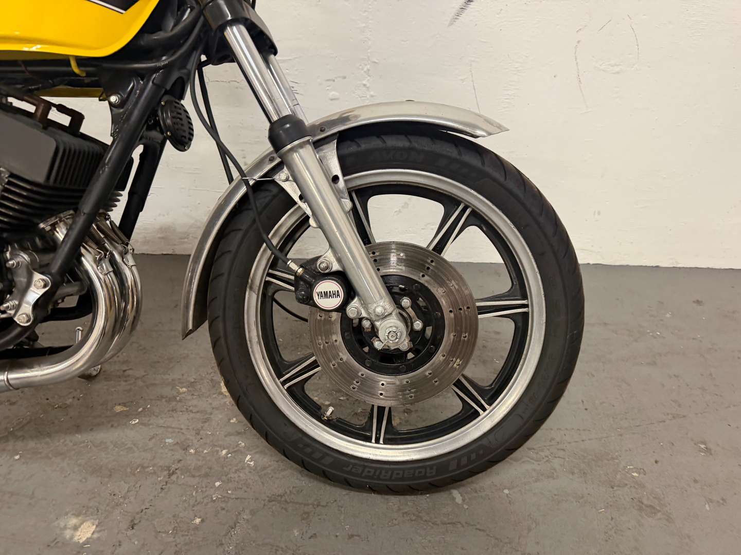 <p>1976 YAMAHA RD 250</p>
