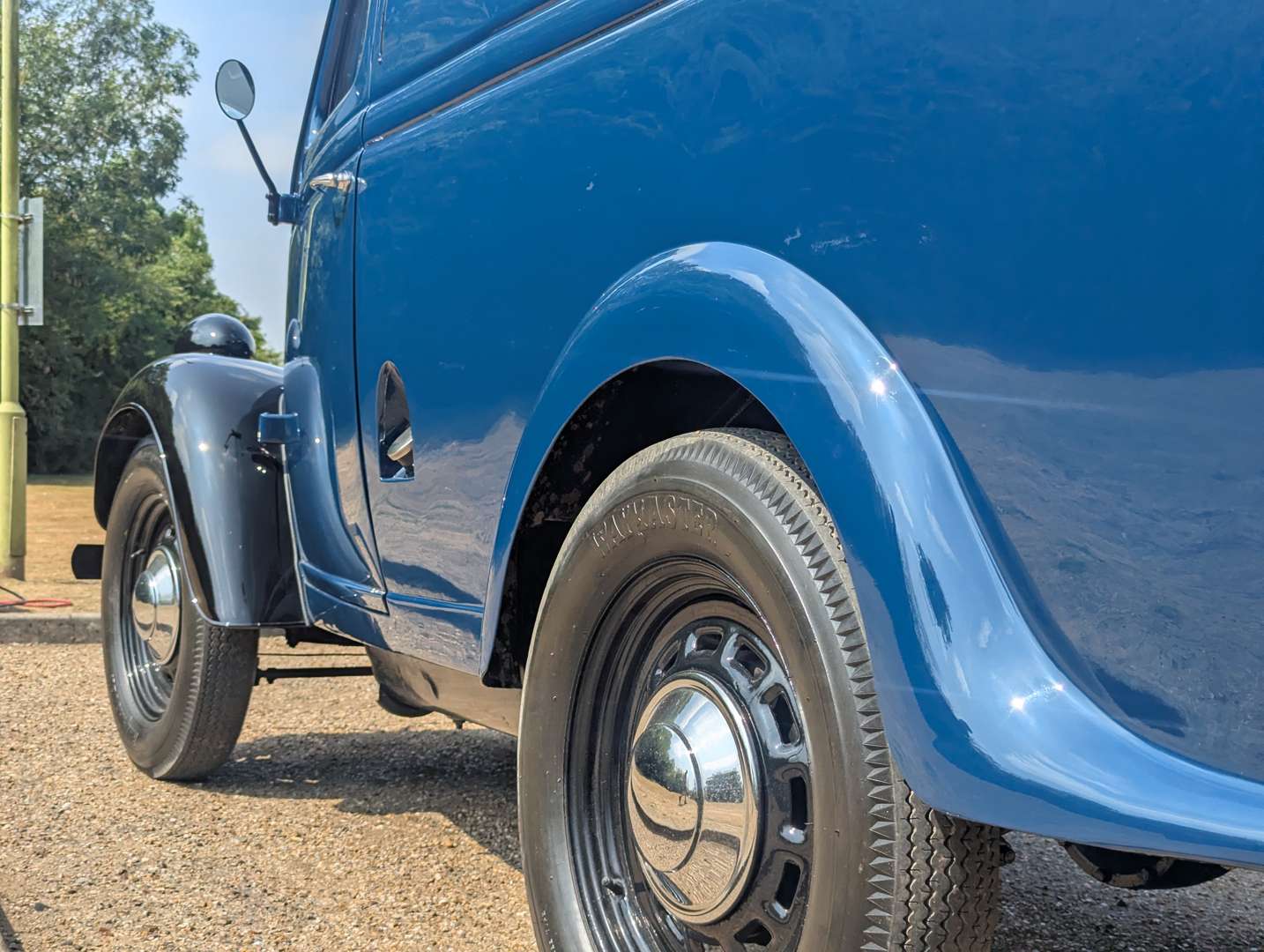 <p>1956 FORDSON E83W VAN</p>