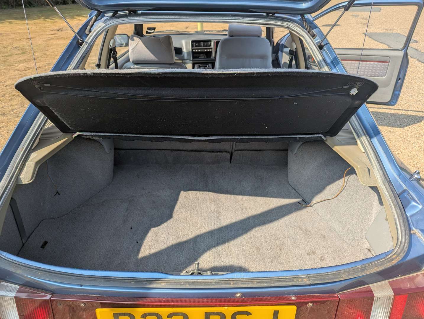 <p>1984 FORD SIERRA XR4I</p>