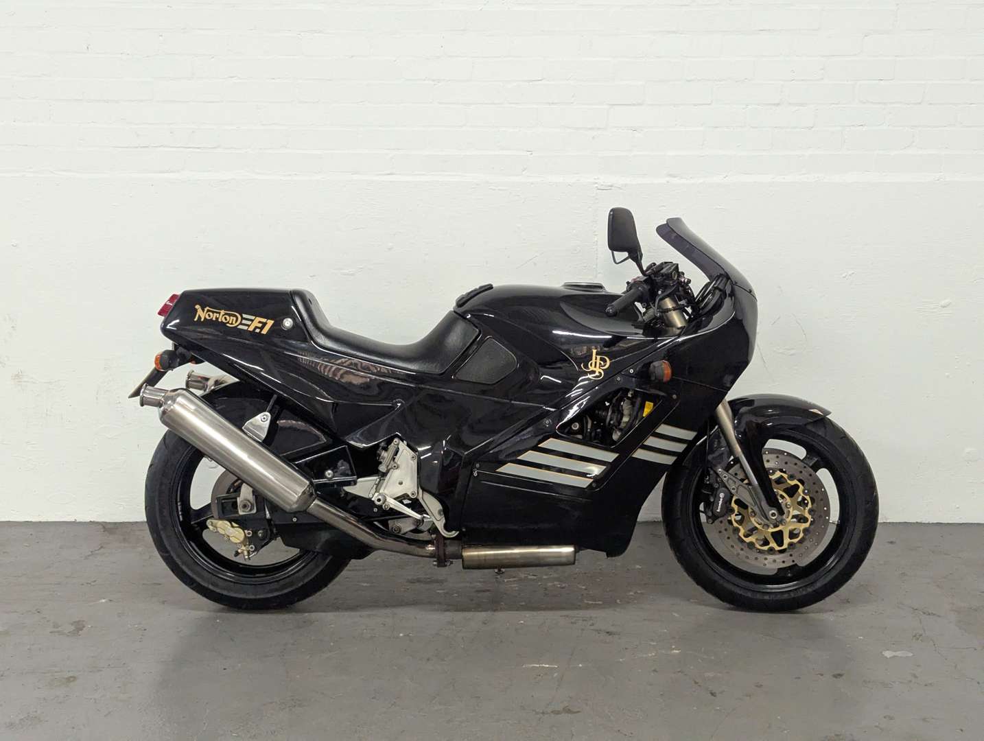 <p>1990 NORTON JPS F1</p>