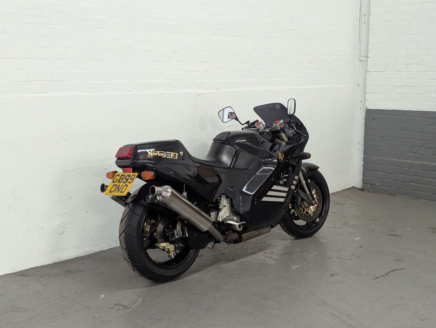 <p>1990 NORTON JPS F1</p>