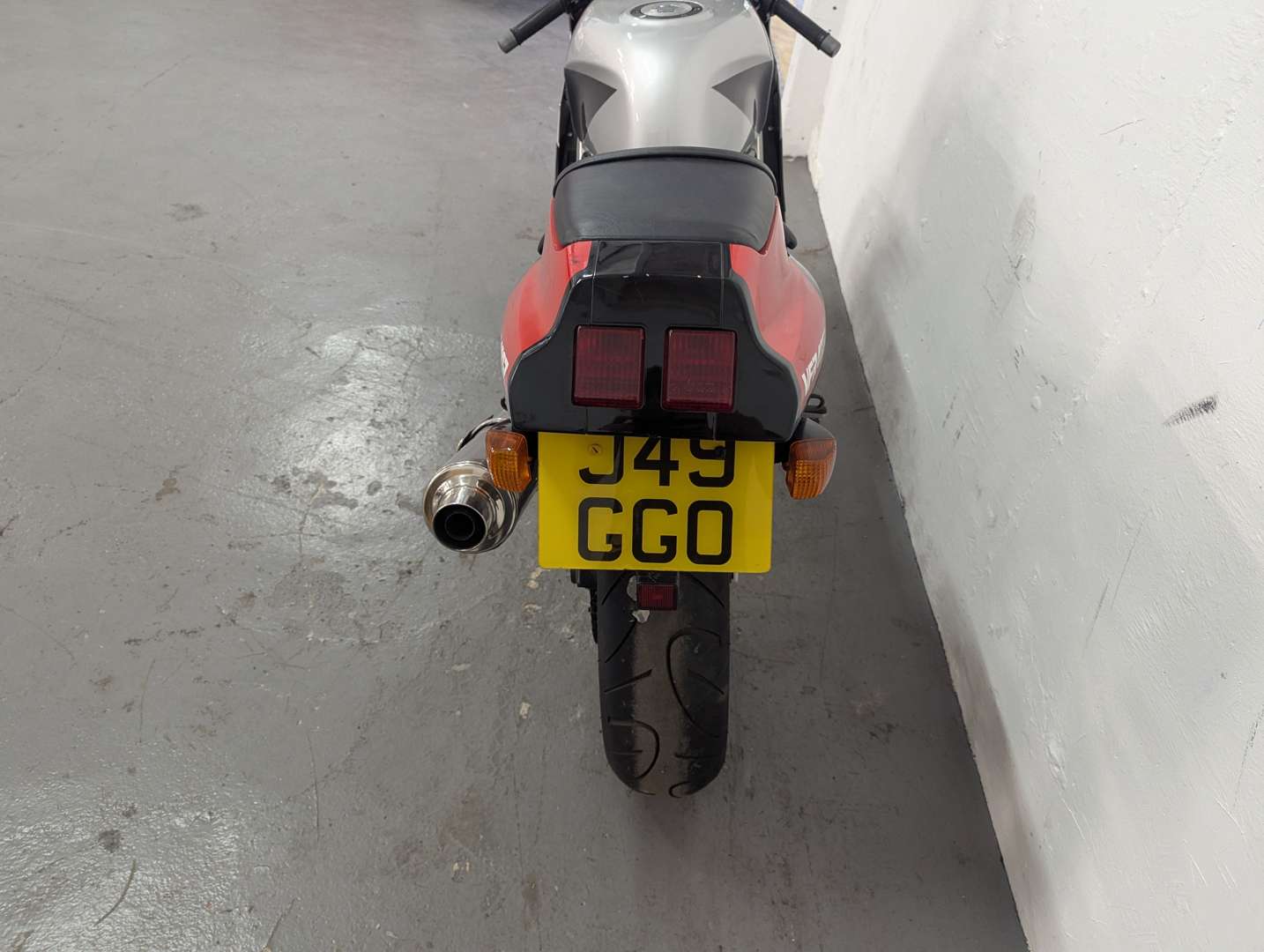 <p>1992 HONDA NC30 VFR 400</p>
