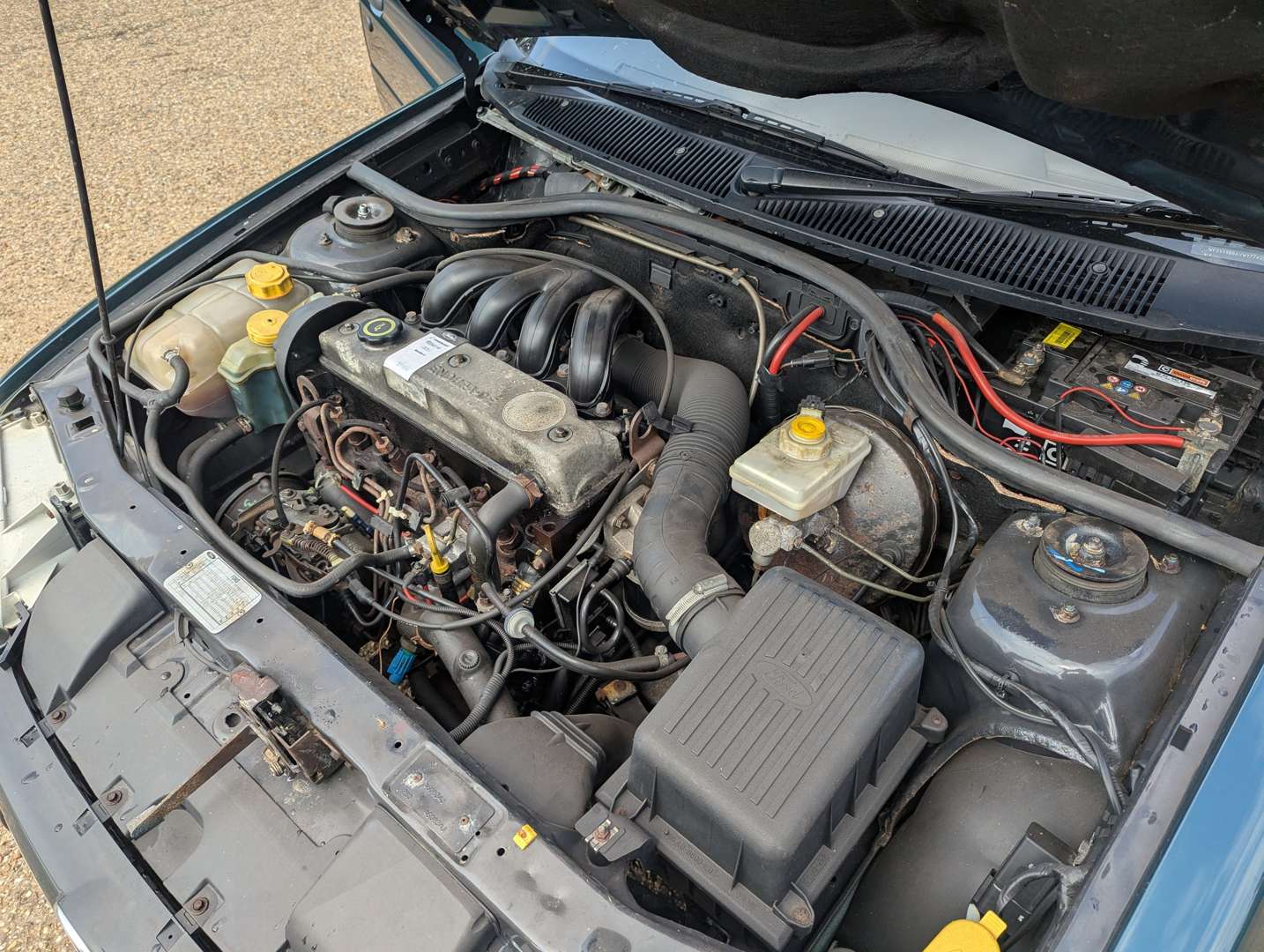 <p>1998 FORD ESCORT 55D VAN</p>