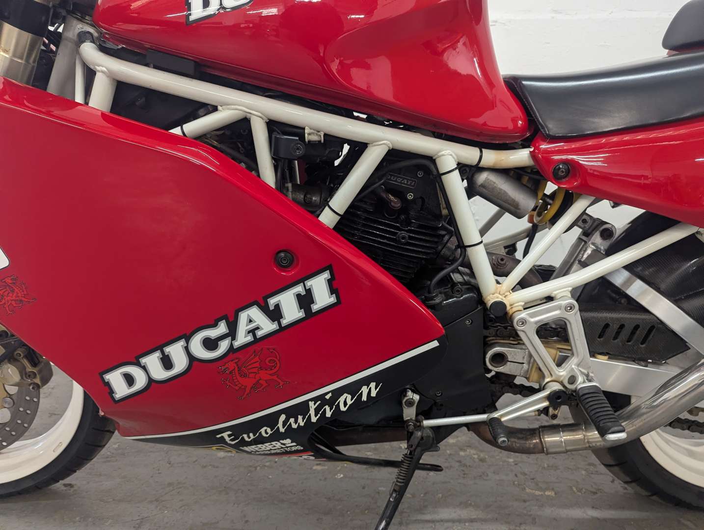 <p>1991 DUCATI 750 SUPER SPORT</p>