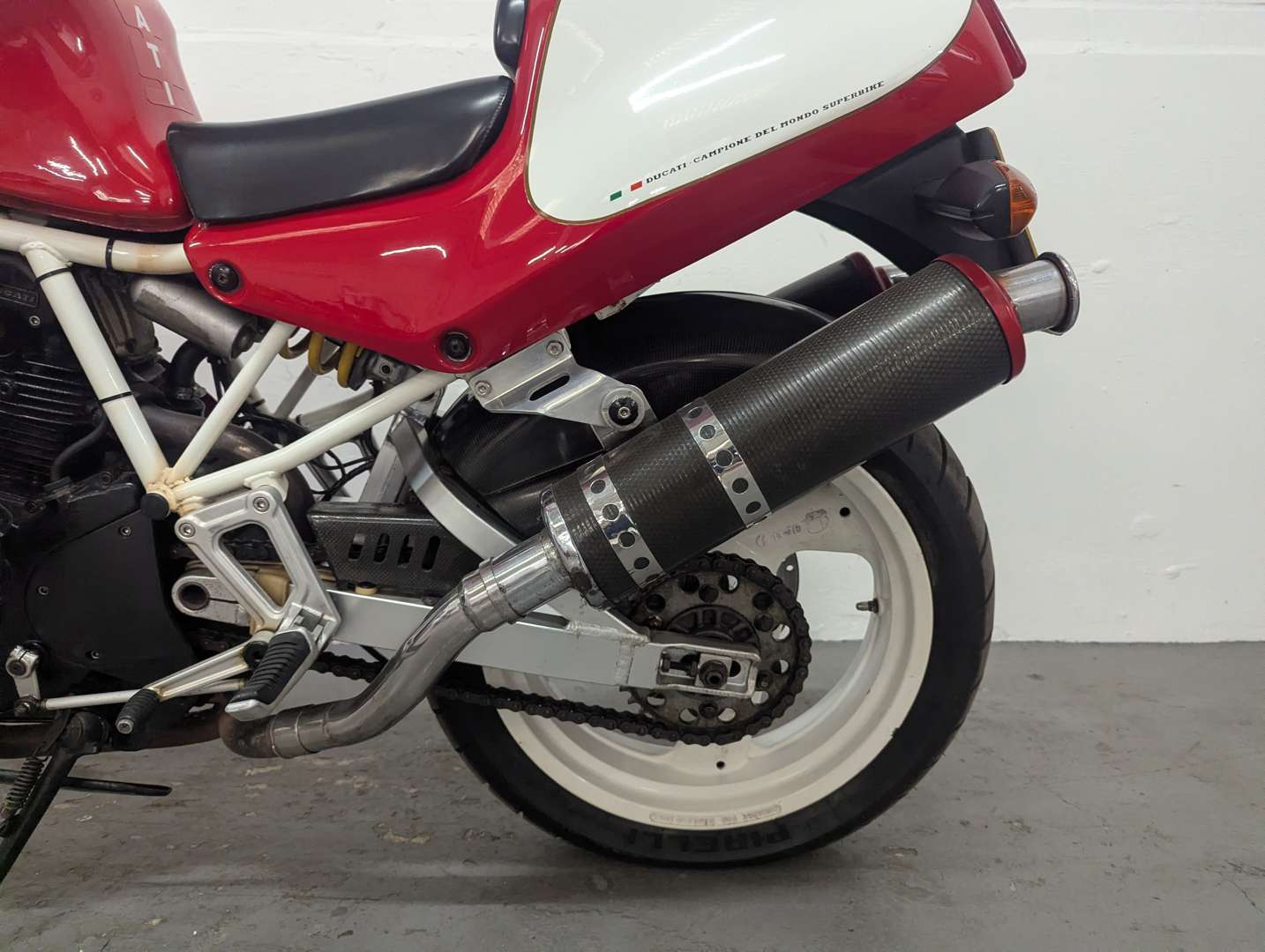 <p>1991 DUCATI 750 SUPER SPORT</p>
