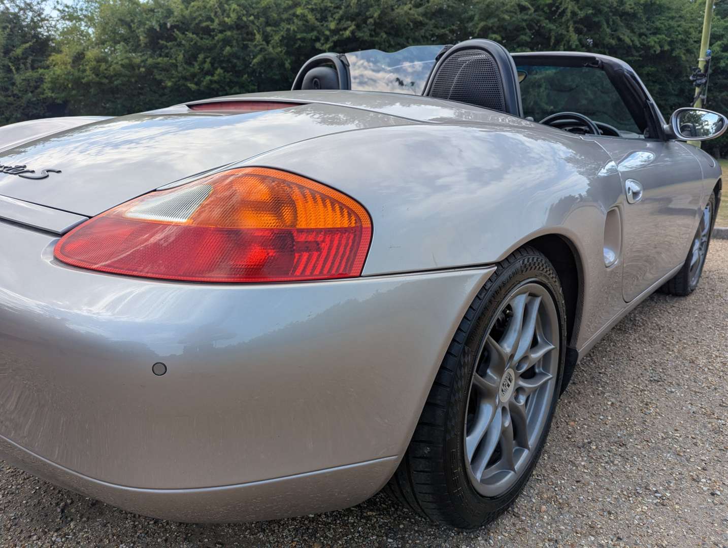 <p>2002 PORSCHE BOXSTER 2.7</p>