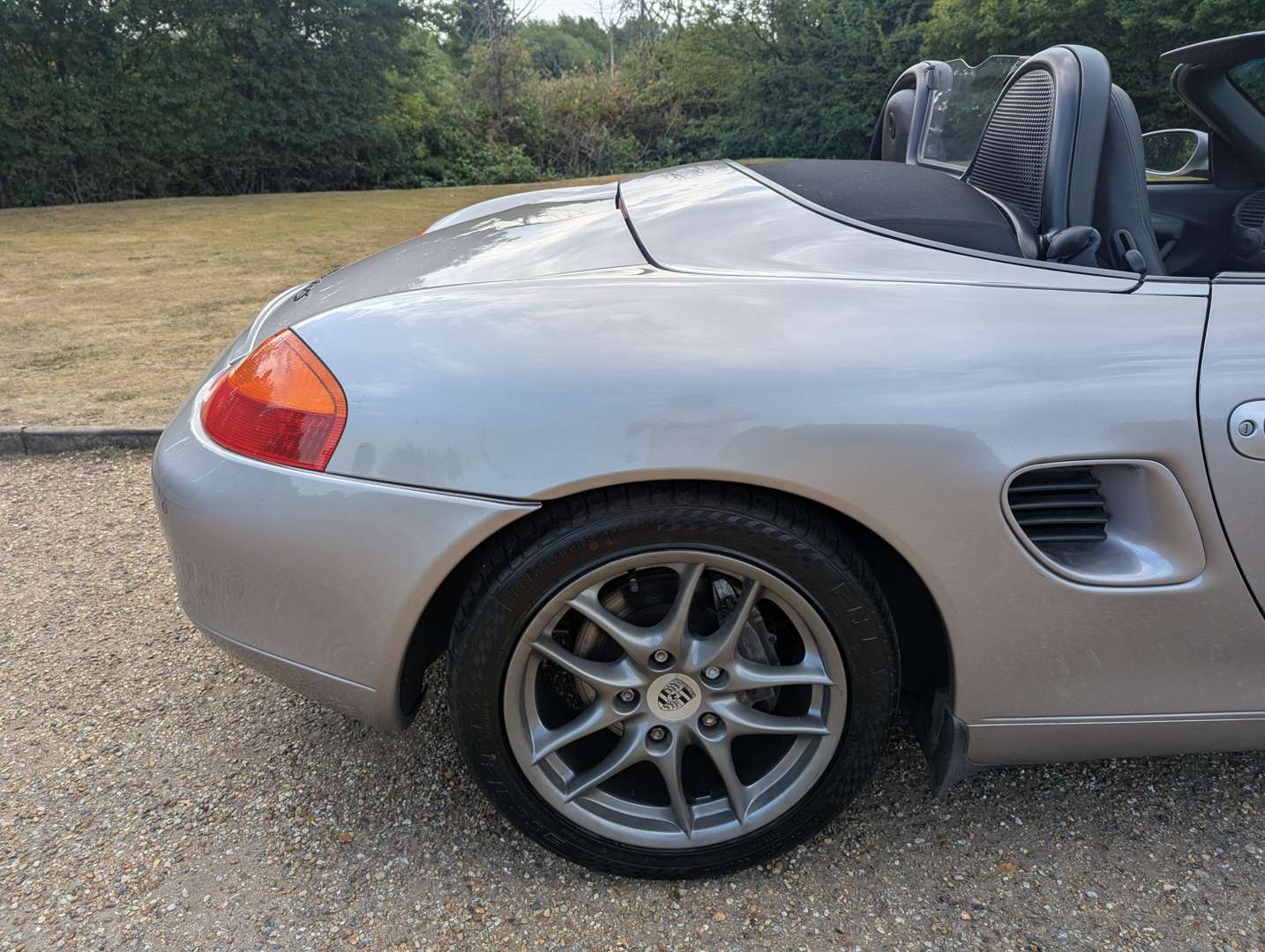 <p>2002 PORSCHE BOXSTER 2.7</p>
