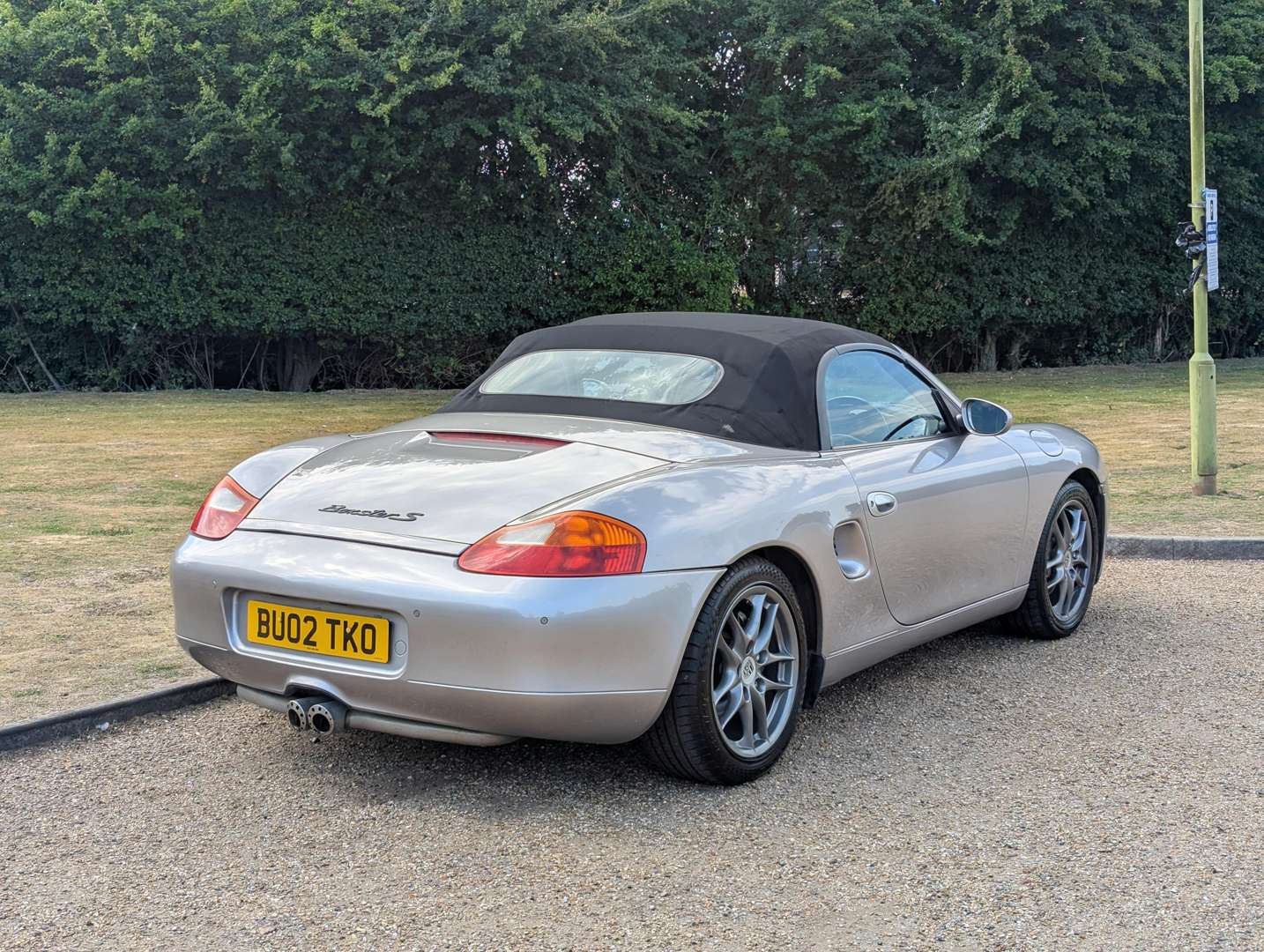 <p>2002 PORSCHE BOXSTER 2.7</p>