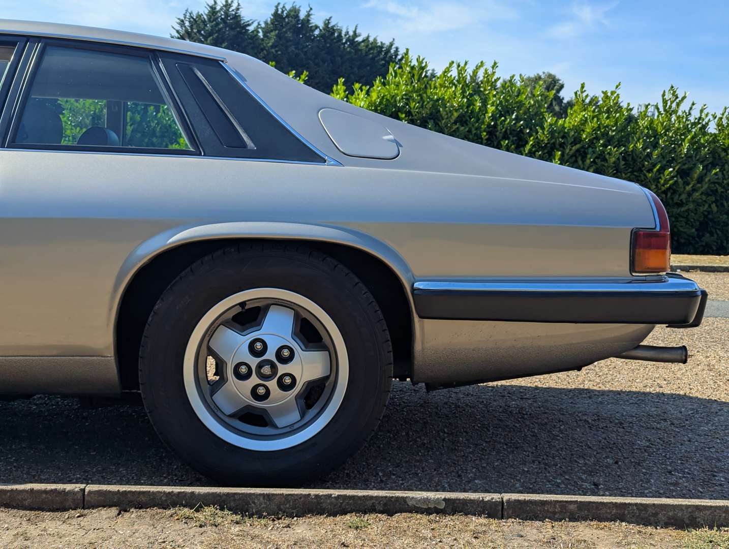 <p>1987 JAGUAR XJS HE AUTO</p>