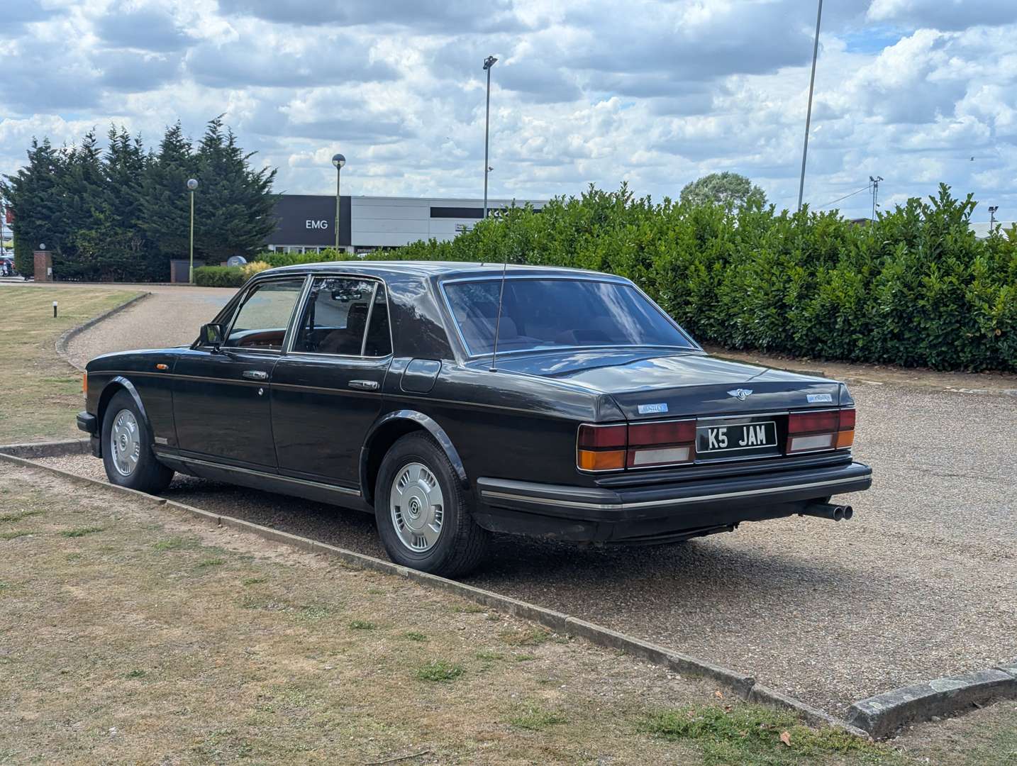 <p>1995 BENTLEY BROOKLANDS</p>