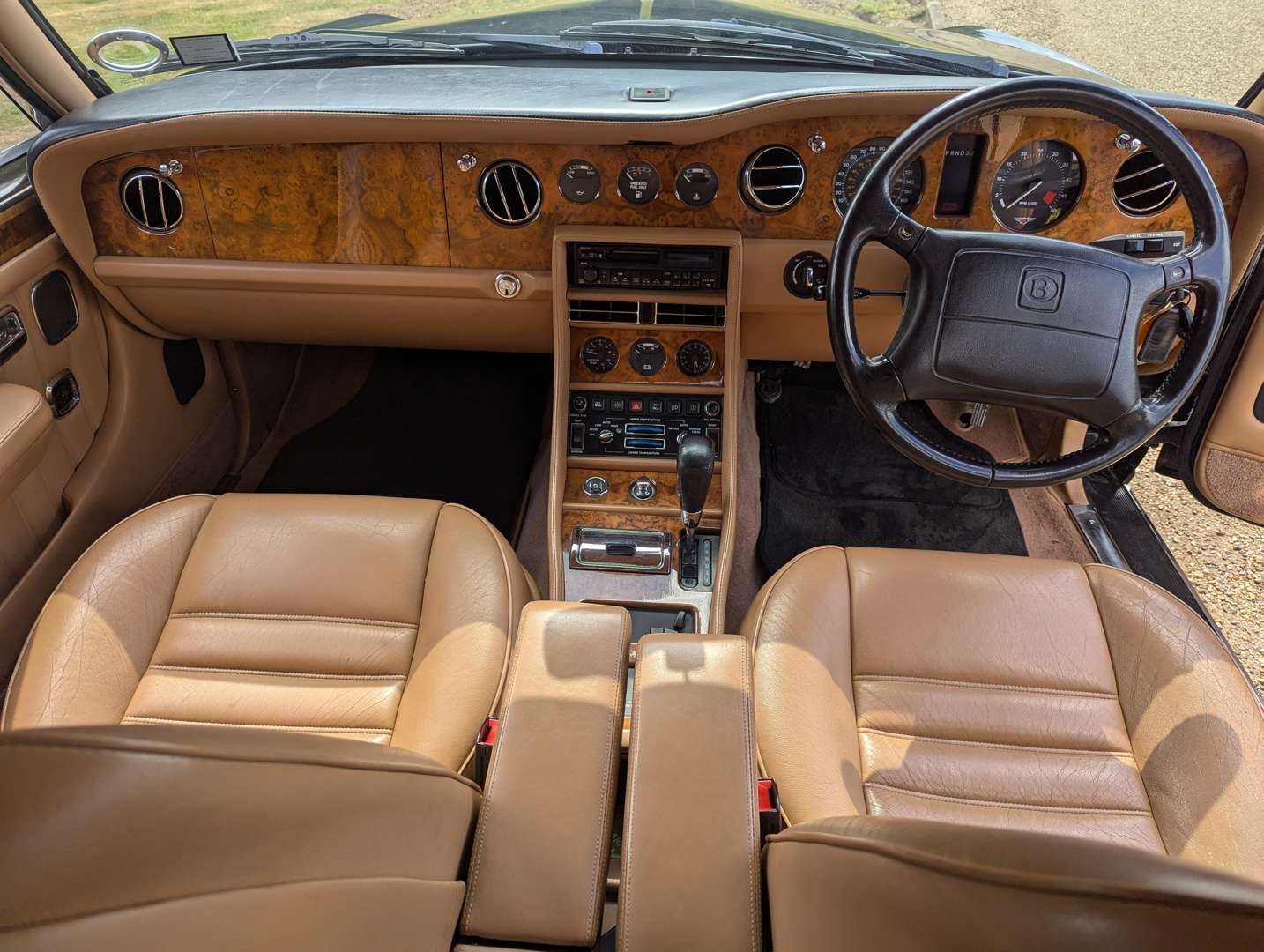 <p>1995 BENTLEY BROOKLANDS</p>