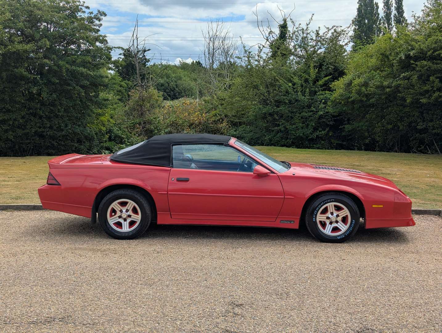 <p>1989 CHEVROLET CAMARO LHD</p>