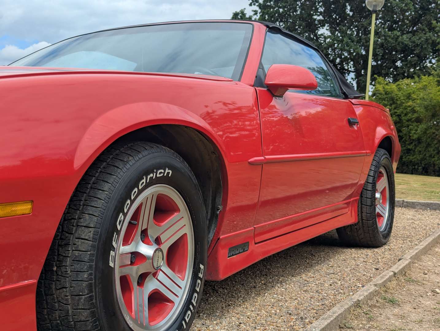 <p>1989 CHEVROLET CAMARO LHD</p>