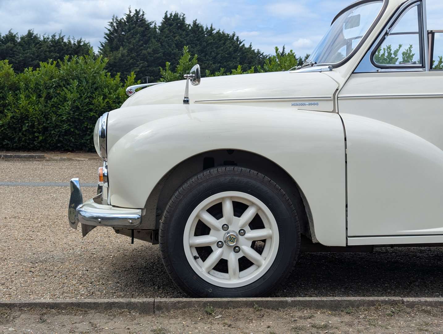 <p>1959 MORRIS MINOR 1000 CONVERTIBLE</p>