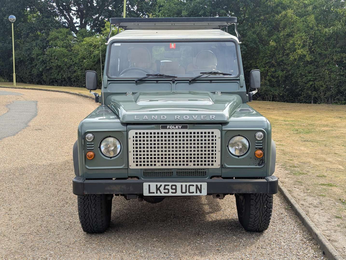 <p>2009 LAND ROVER DEFENDER 110</p>