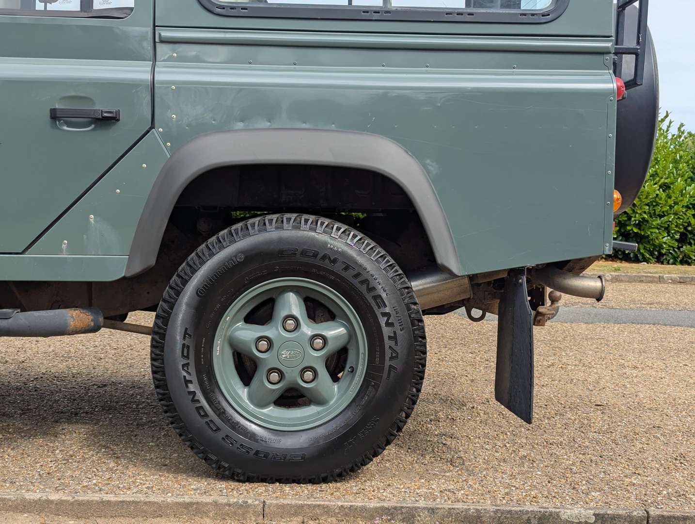 <p>2009 LAND ROVER DEFENDER 110</p>