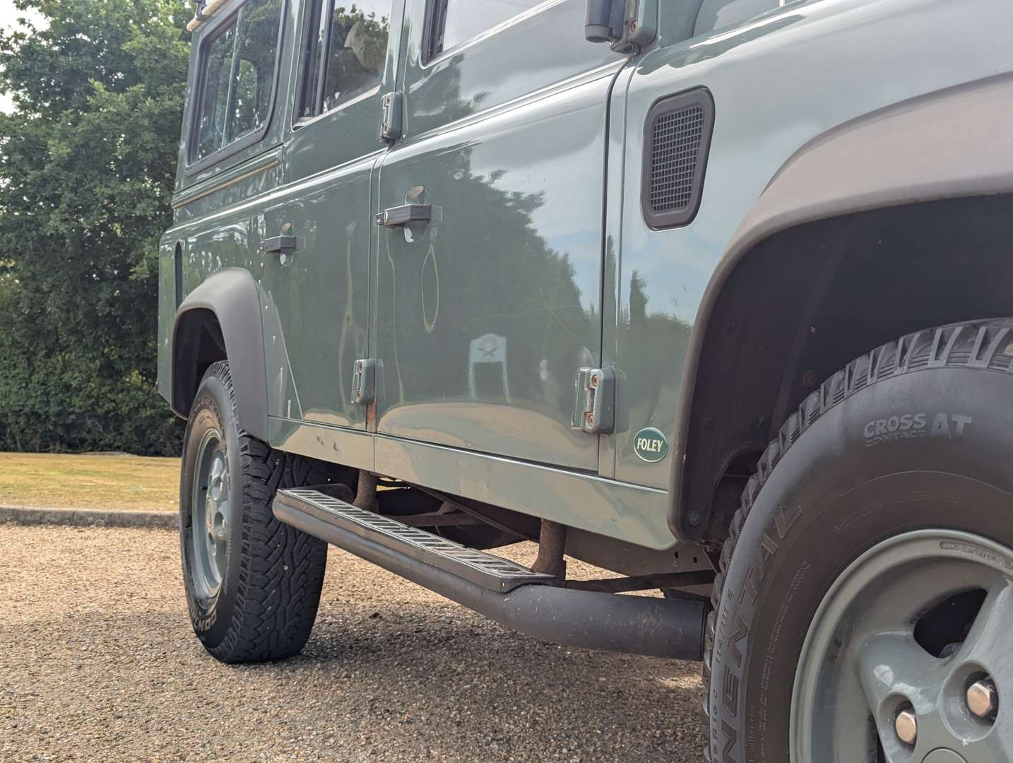<p>2009 LAND ROVER DEFENDER 110</p>