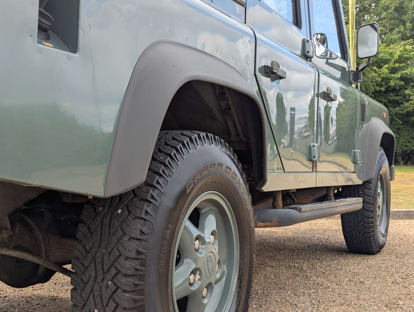 <p>2009 LAND ROVER DEFENDER 110</p>