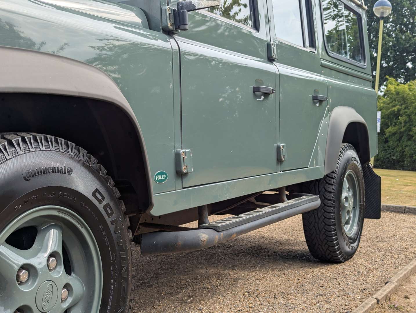 <p>2009 LAND ROVER DEFENDER 110</p>