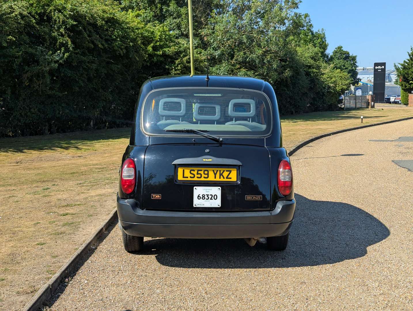 <p>2006 LONDON TAXI TX4 BRONZE AUTO</p>